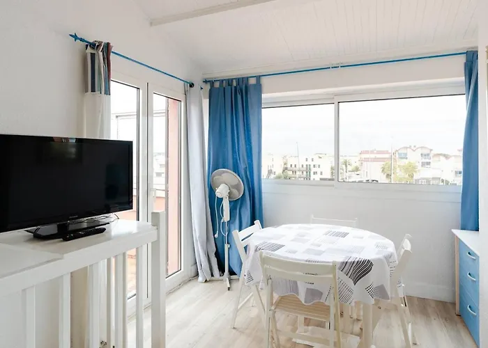 Duplex Lumineux A Avec Parking, Proche Et Port - Fr-1-409a-11
